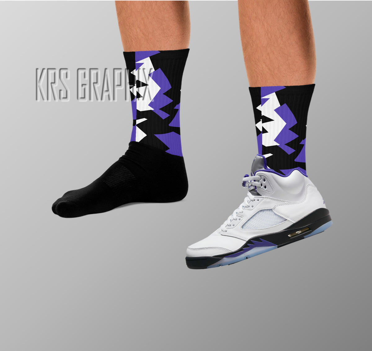 Purple jordan sale socks
