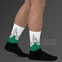Socks To Match Jordan 4 Pine Green Sb - Flames