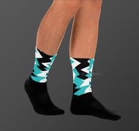 Tropical Twist 1 Socks